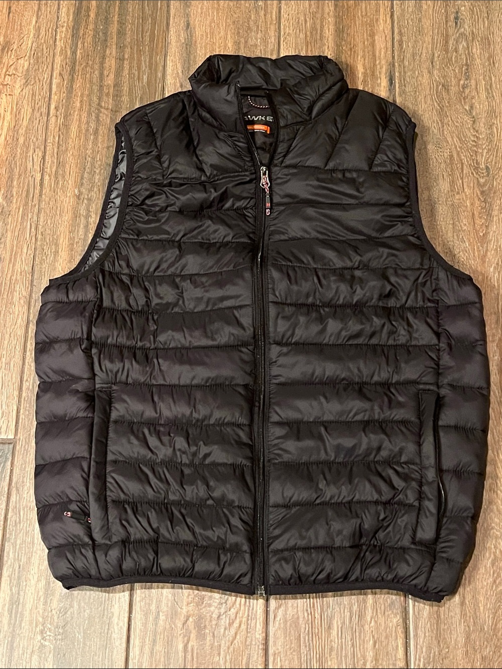 🦺 LN Hawke & Co brand men’s zipper closure sleeveless puffy vest